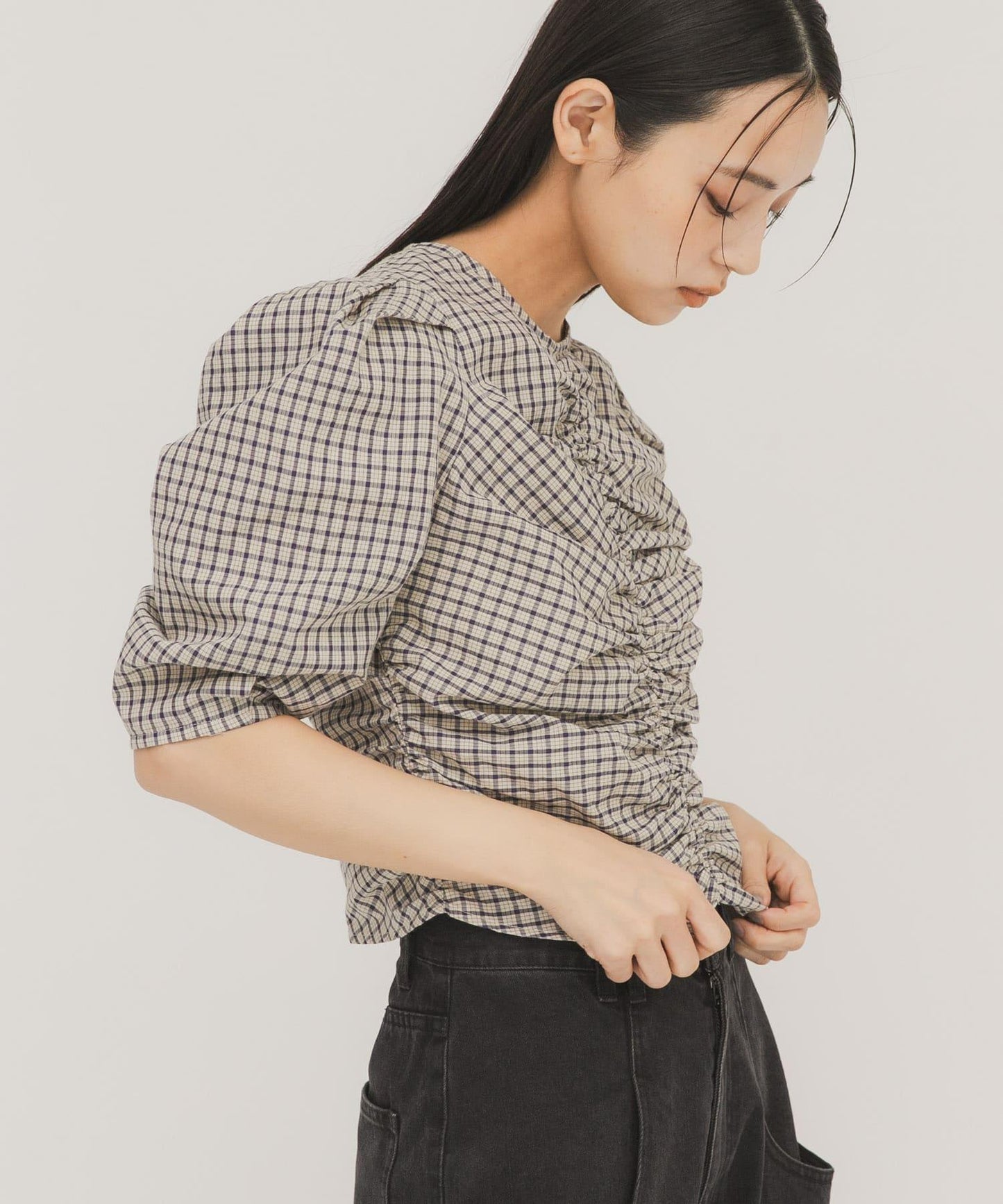 前褶皺短款襯衫