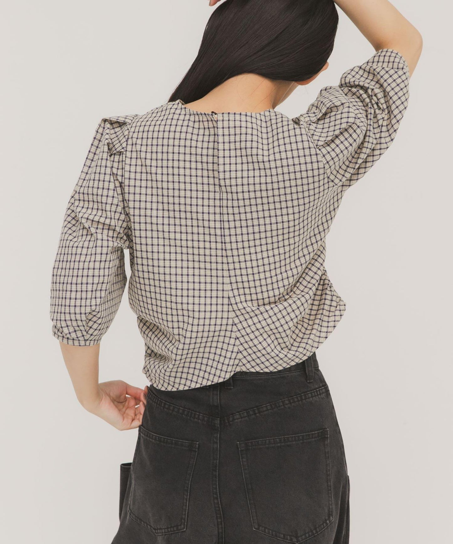 前褶皺短款襯衫