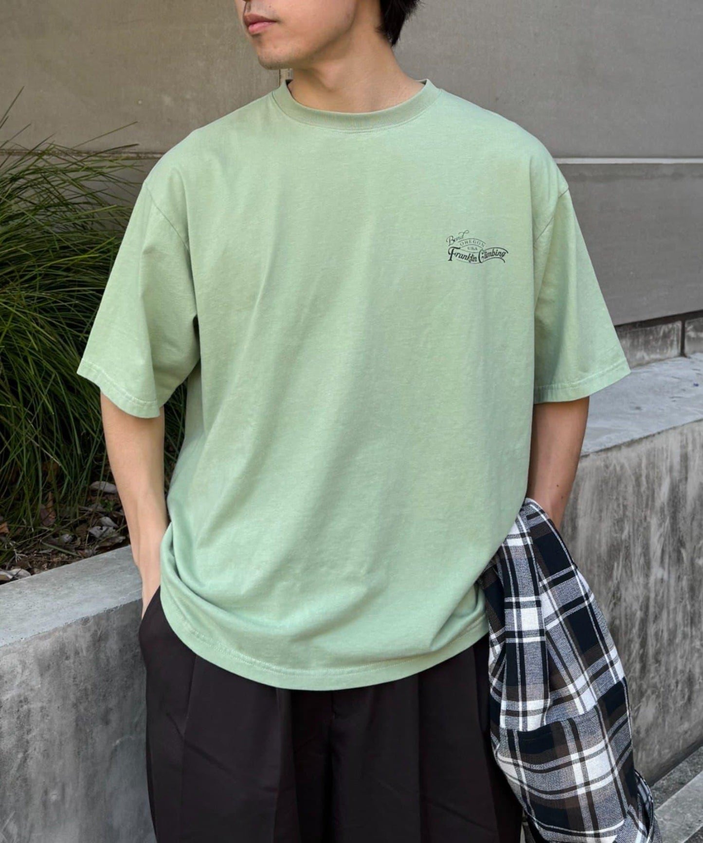 Franklin Climbing 復古圖案 T恤
