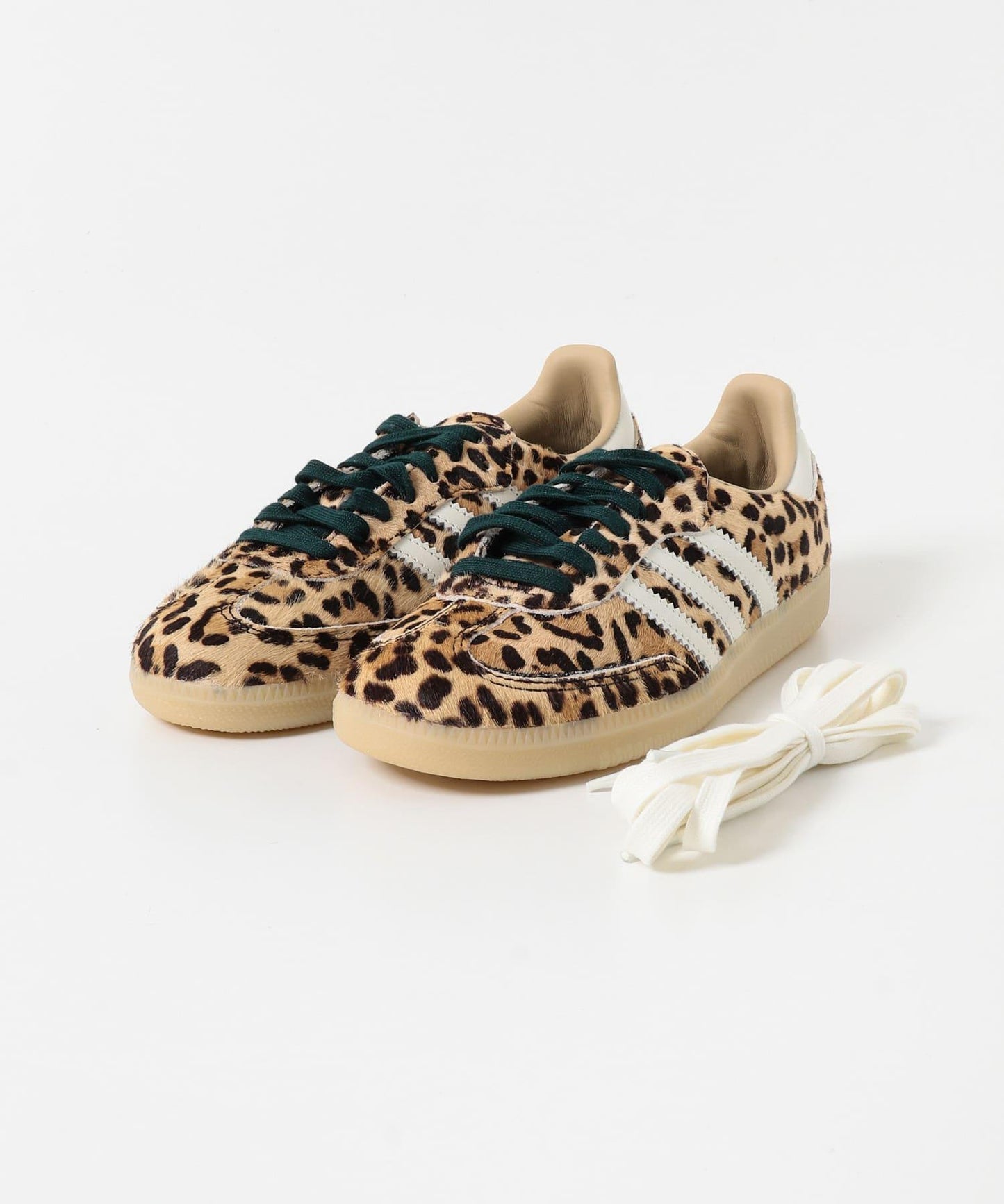 adidas SAMBA OG 鞋款