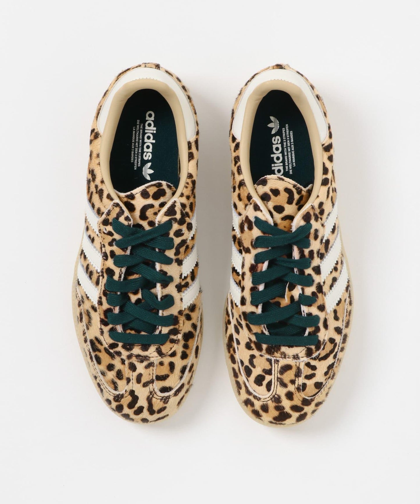 adidas SAMBA OG 鞋款