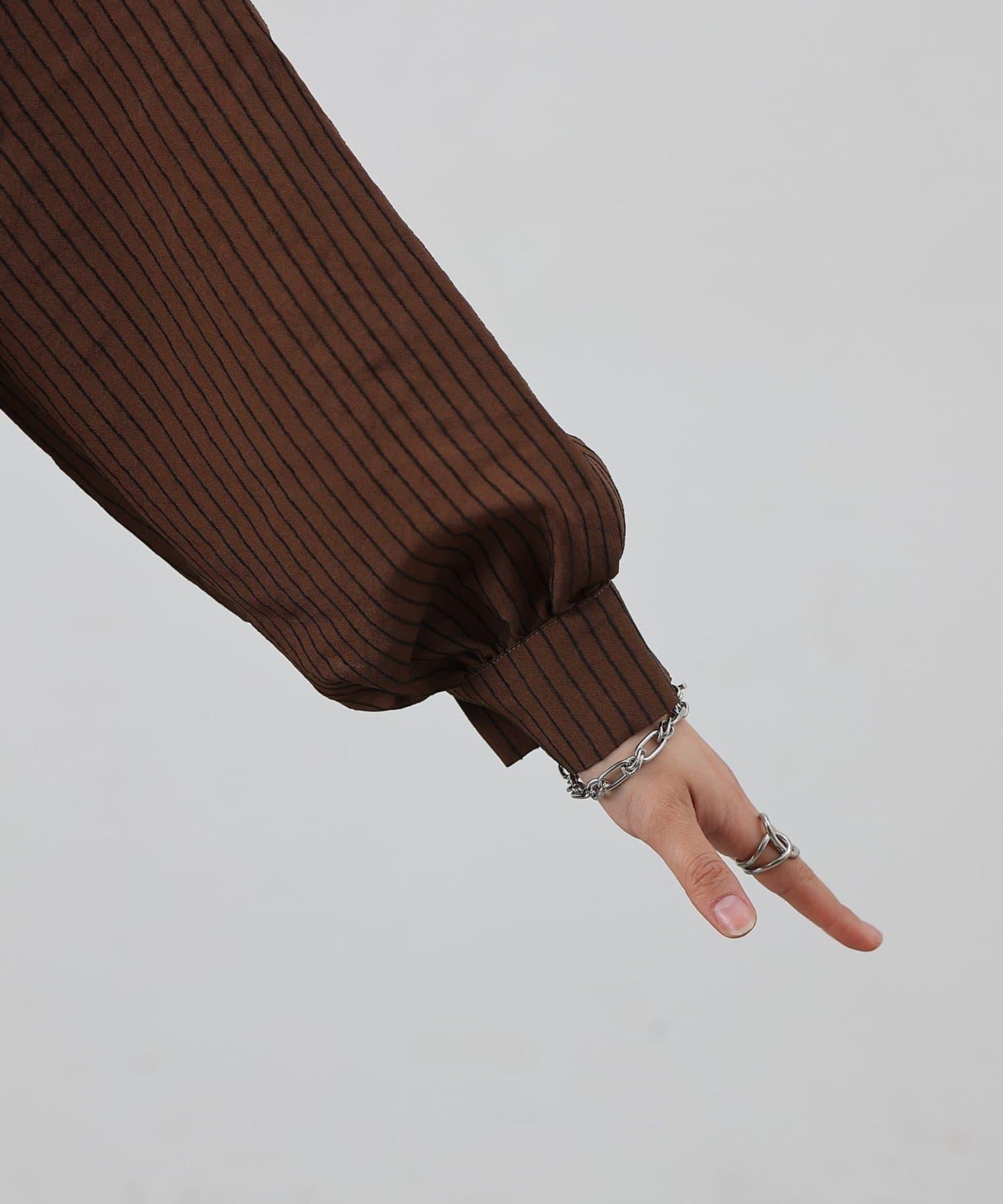 後背抽褶條紋襯衫