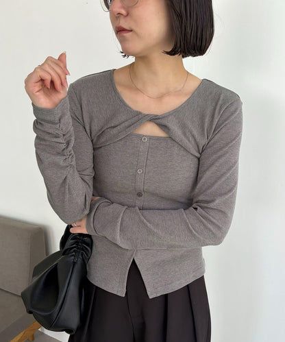 扭結領設計 T恤