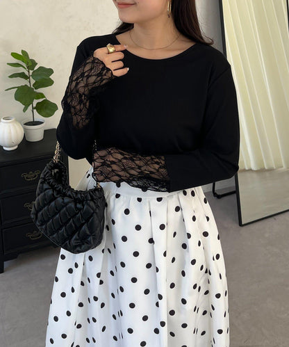 袖部蕾絲拼接上衣