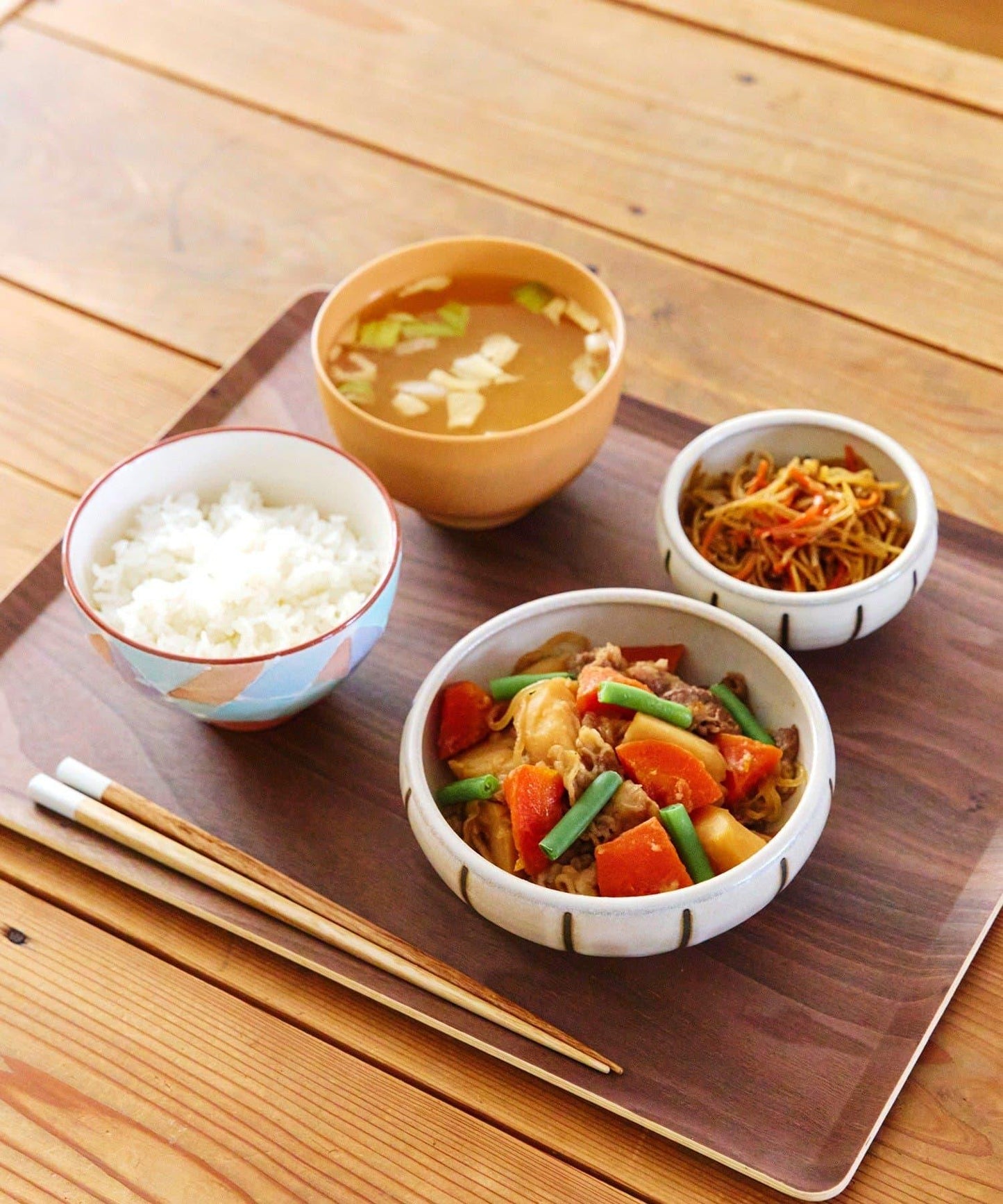 新生活餐具 易舀取豎條紋 9cm 碗