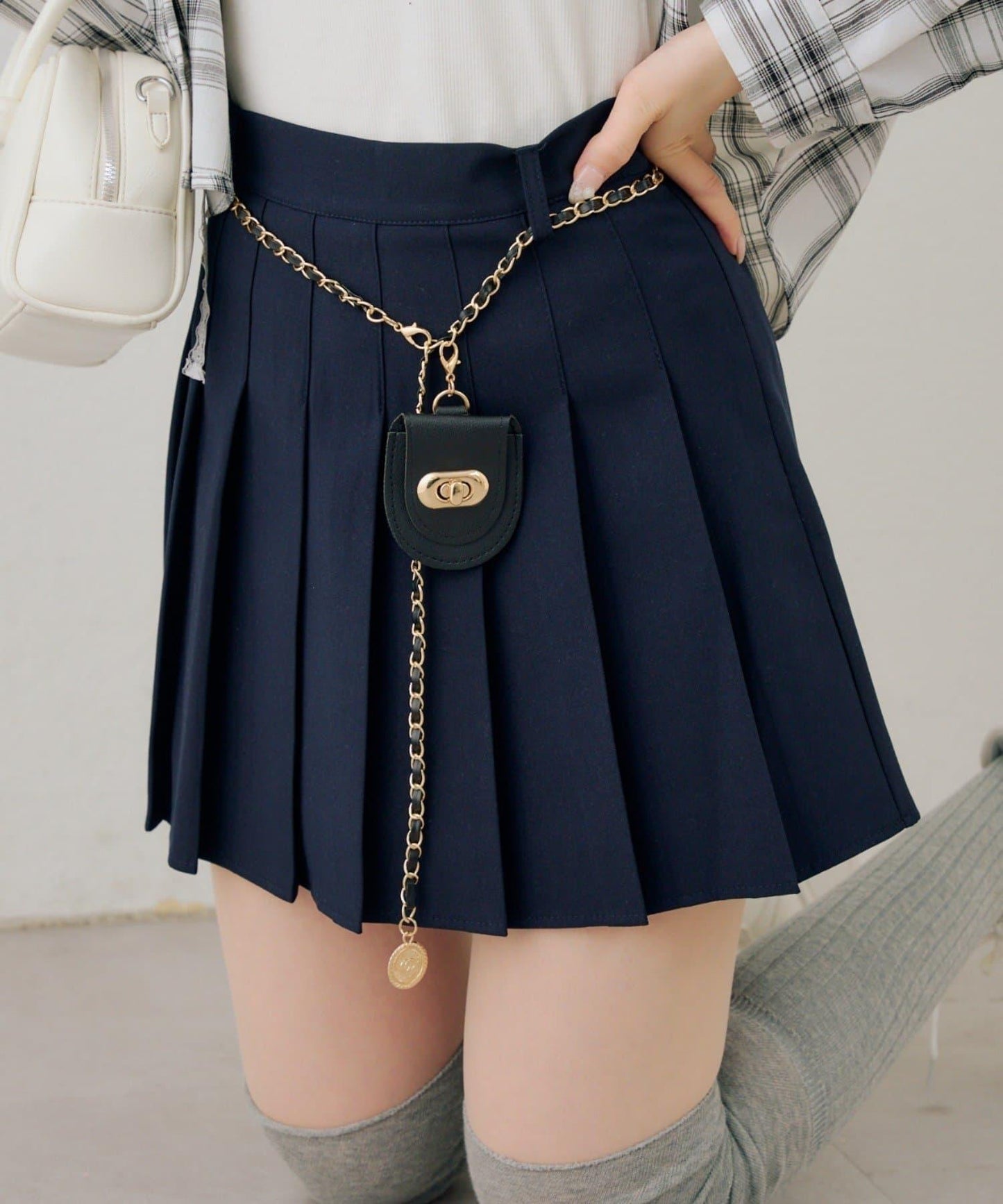 帶吊飾百褶迷你半身裙