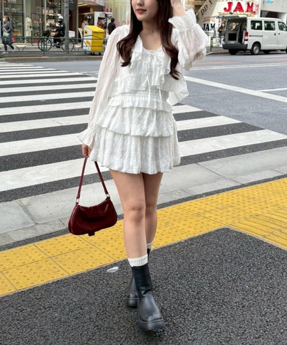 荷葉邊襯衫&抽褶吊帶上衣