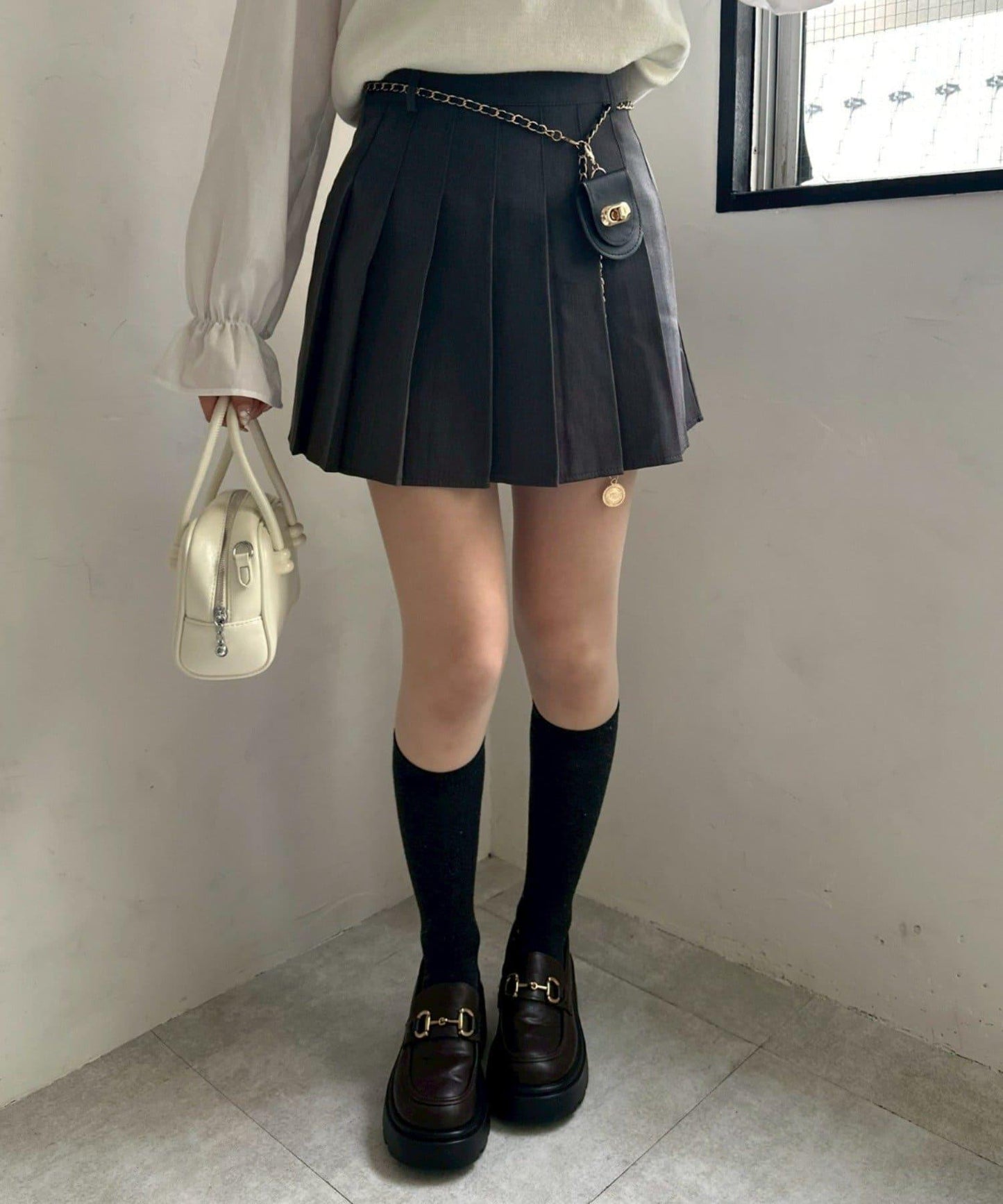 帶吊飾百褶迷你半身裙