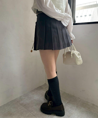 帶吊飾百褶迷你半身裙