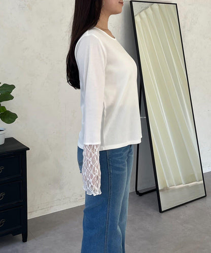 袖部蕾絲拼接上衣