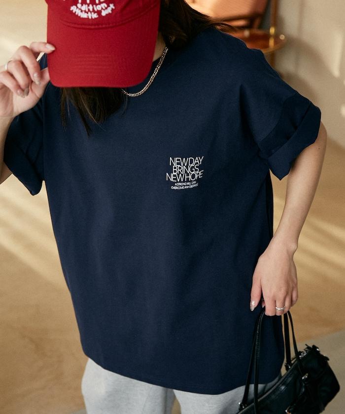 LOVE POP STUDIO NEW DAY 字母排版印花 短袖T恤