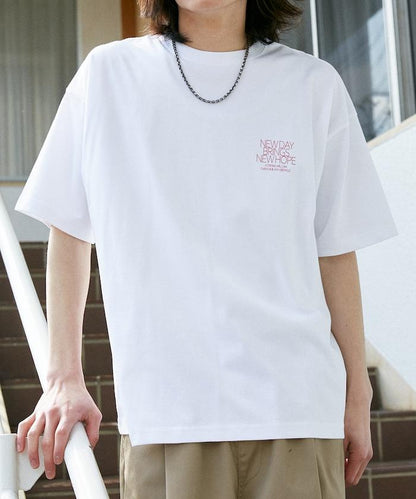 LOVE POP STUDIO NEW DAY 字母排版印花 短袖T恤
