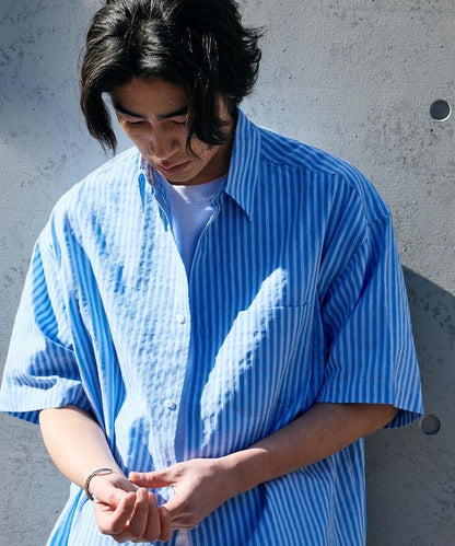 Relax Fit 寬鬆版 常規領 泡泡紗 短袖襯衫