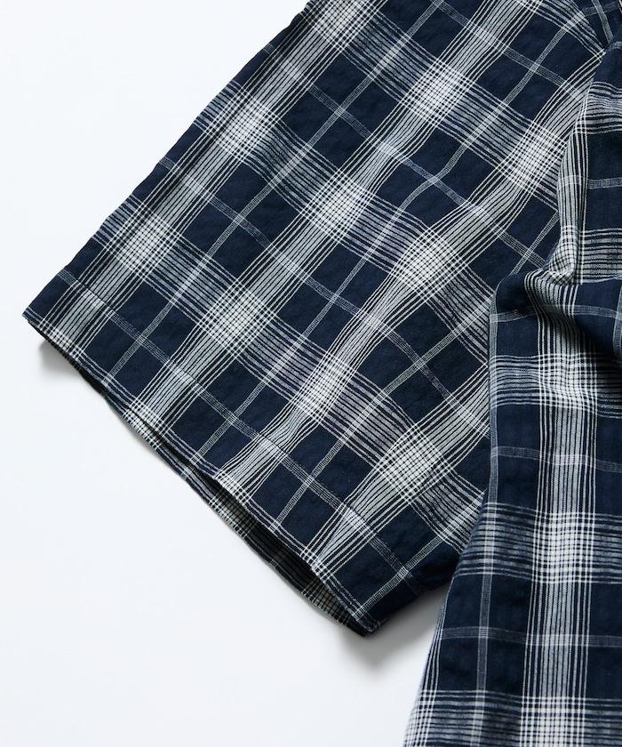 Relax Fit 寬鬆版 常規領 泡泡紗 短袖襯衫