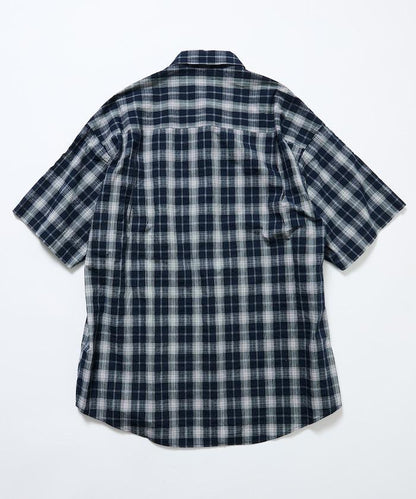 Relax Fit 寬鬆版 常規領 泡泡紗 短袖襯衫