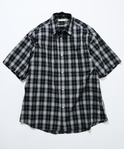 Relax Fit 寬鬆版 常規領 泡泡紗 短袖襯衫