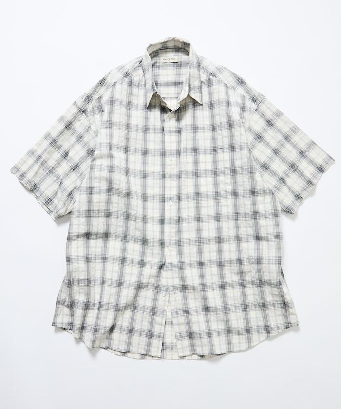 Relax Fit 寬鬆版 常規領 泡泡紗 短袖襯衫