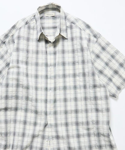 Relax Fit 寬鬆版 常規領 泡泡紗 短袖襯衫