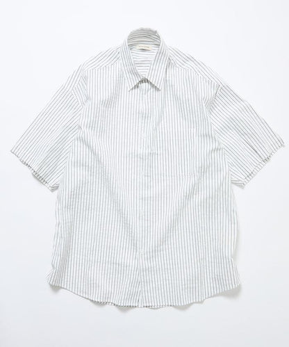 Relax Fit 寬鬆版 常規領 泡泡紗 短袖襯衫