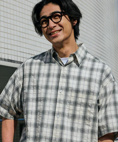 Relax Fit 寬鬆版 常規領 泡泡紗 短袖襯衫