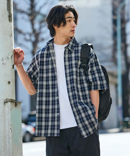 Relax Fit 寬鬆版 常規領 泡泡紗 短袖襯衫