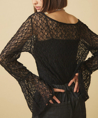 蕾絲喇叭袖 PO套頭上衣
