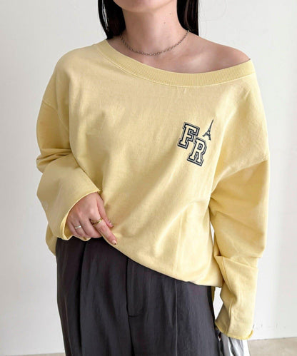 做舊毛圈露肩套頭衛衣