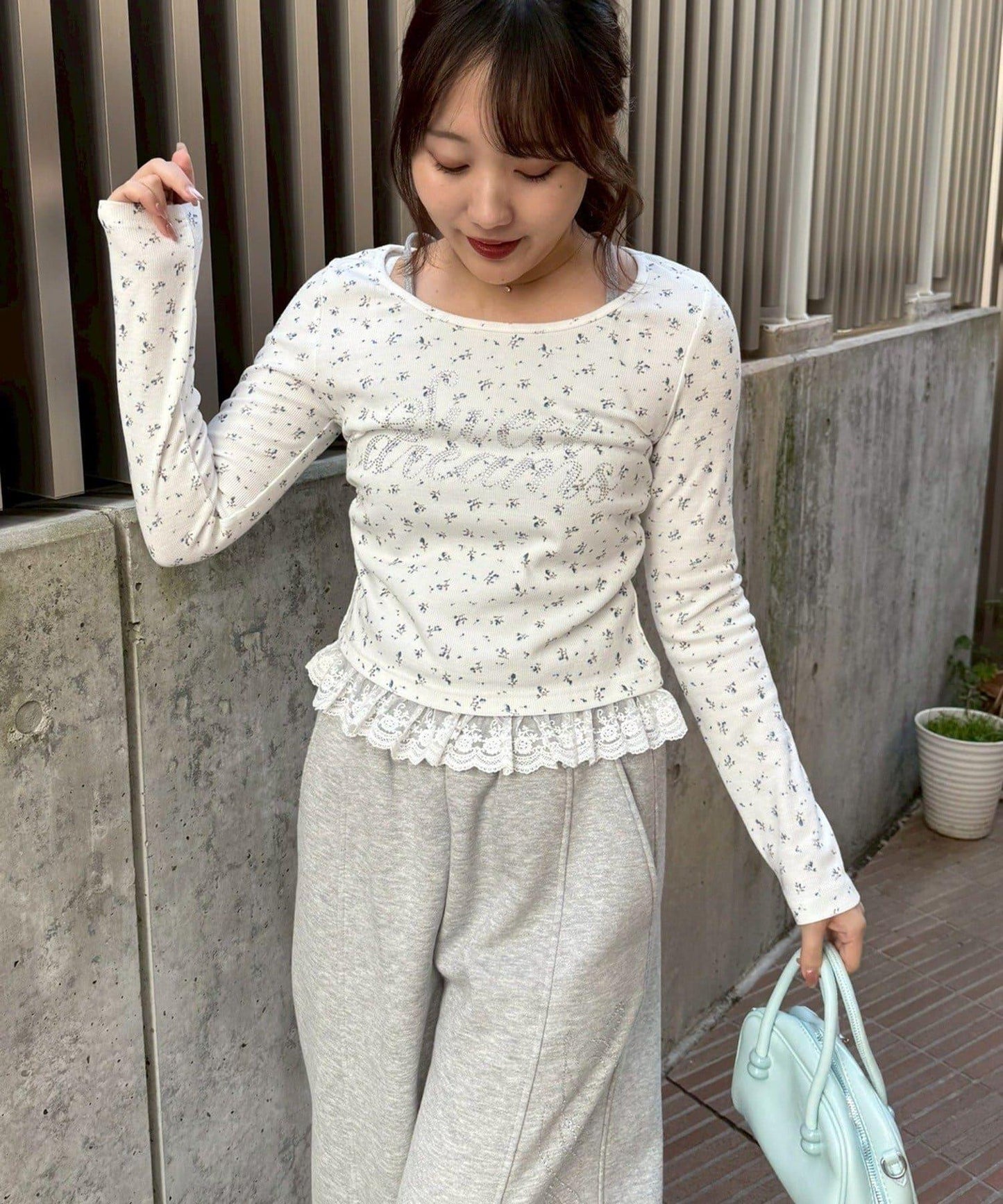 閃亮Logo 下襬蕾絲 羅紋 上衣