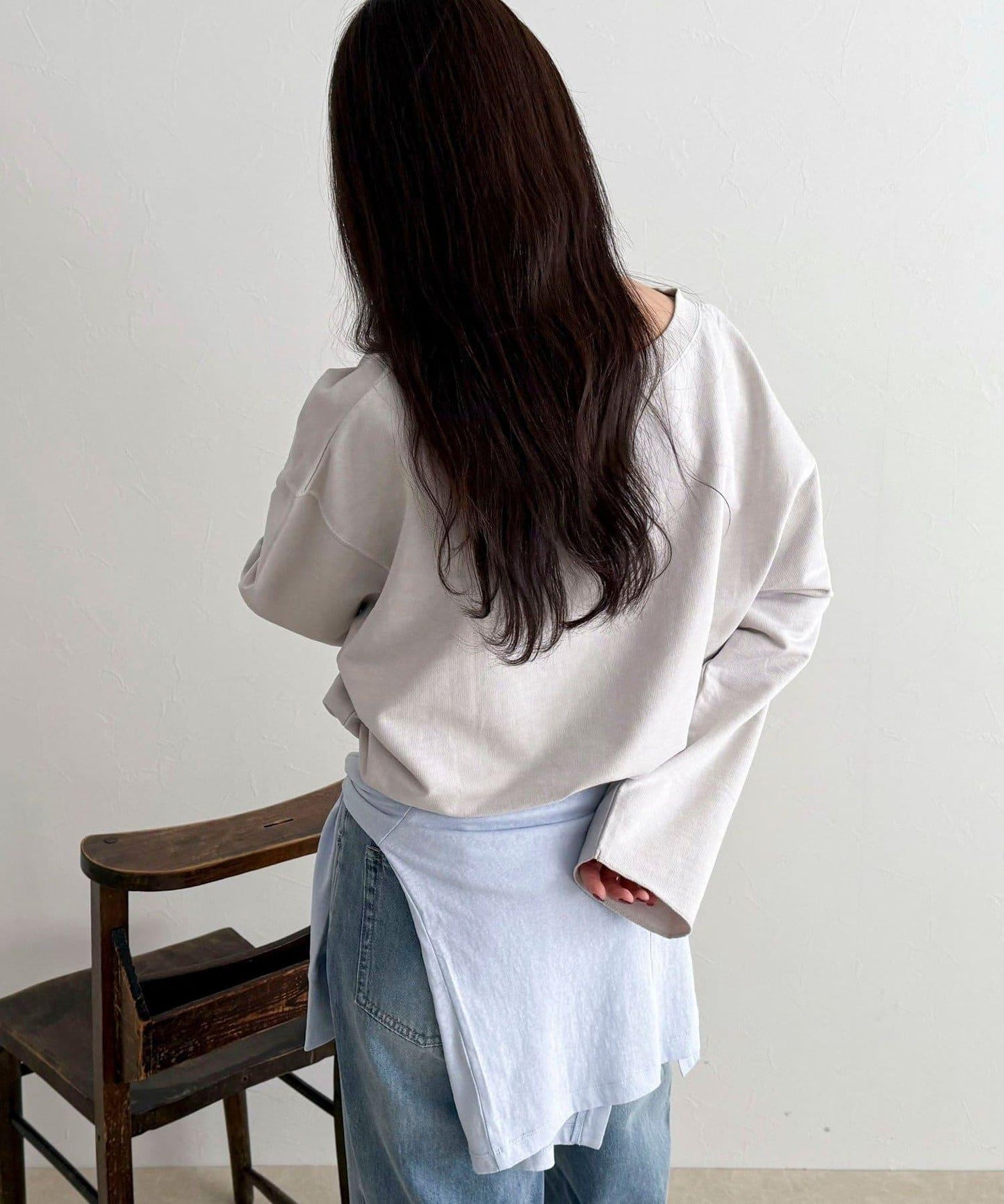 做舊毛圈露肩套頭衛衣