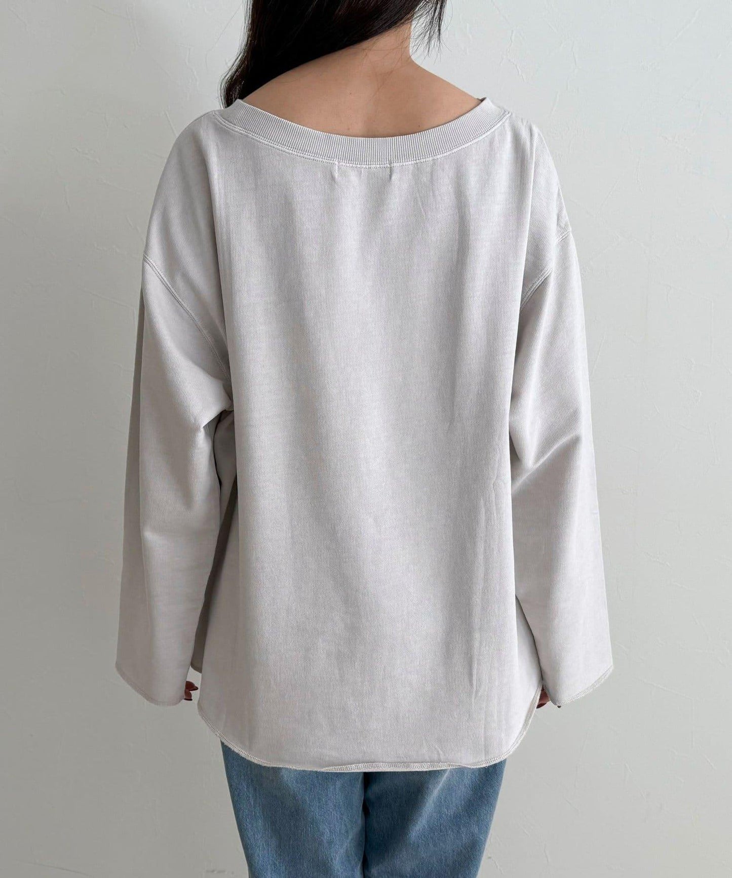 做舊毛圈露肩套頭衛衣