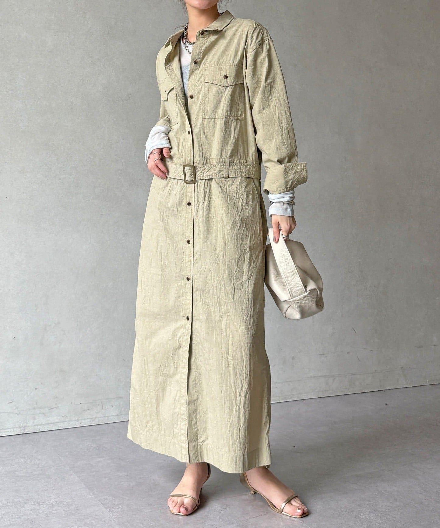 可定型領長款襯衫式連衣裙