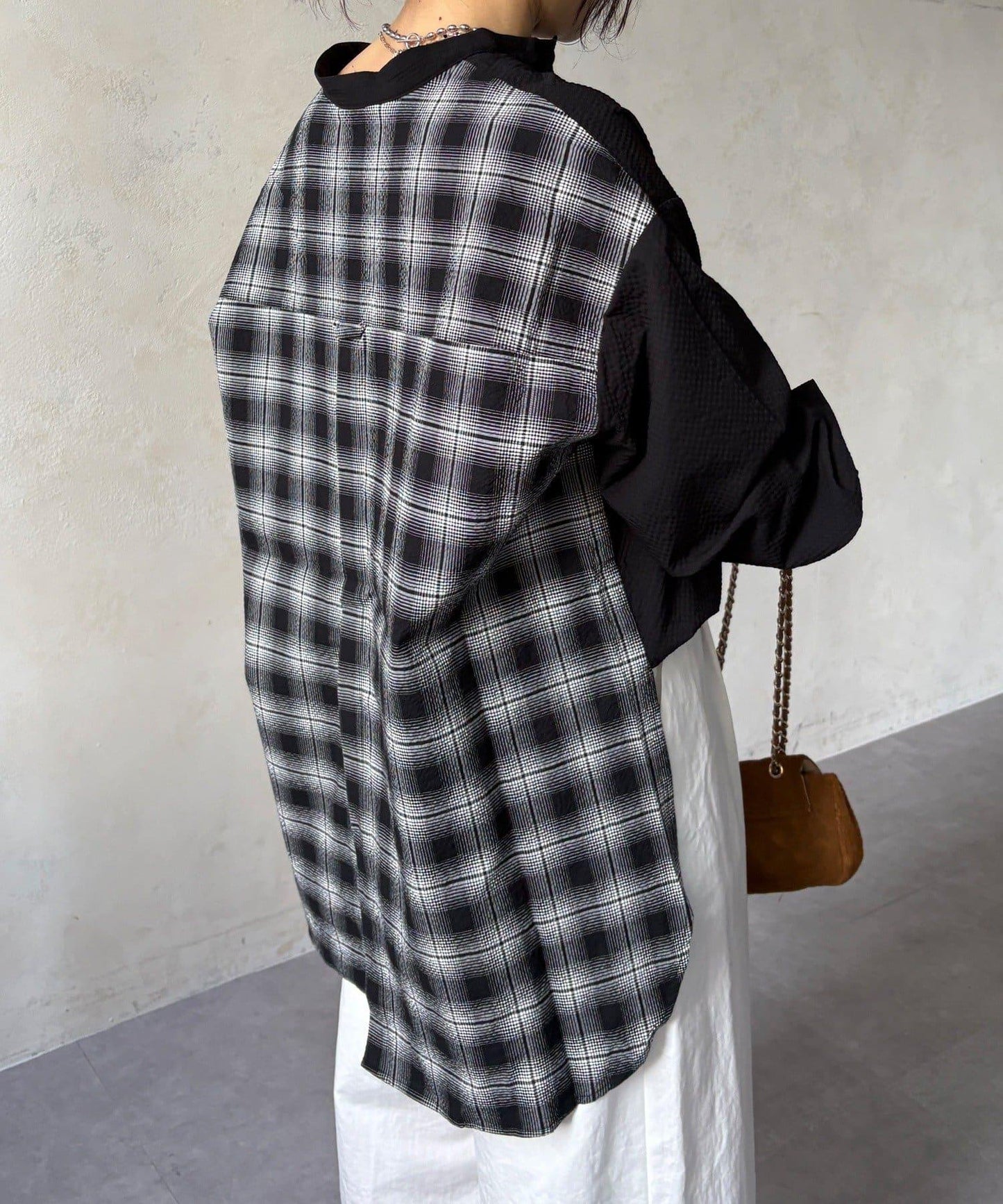 後背格紋泡泡紗襯衫