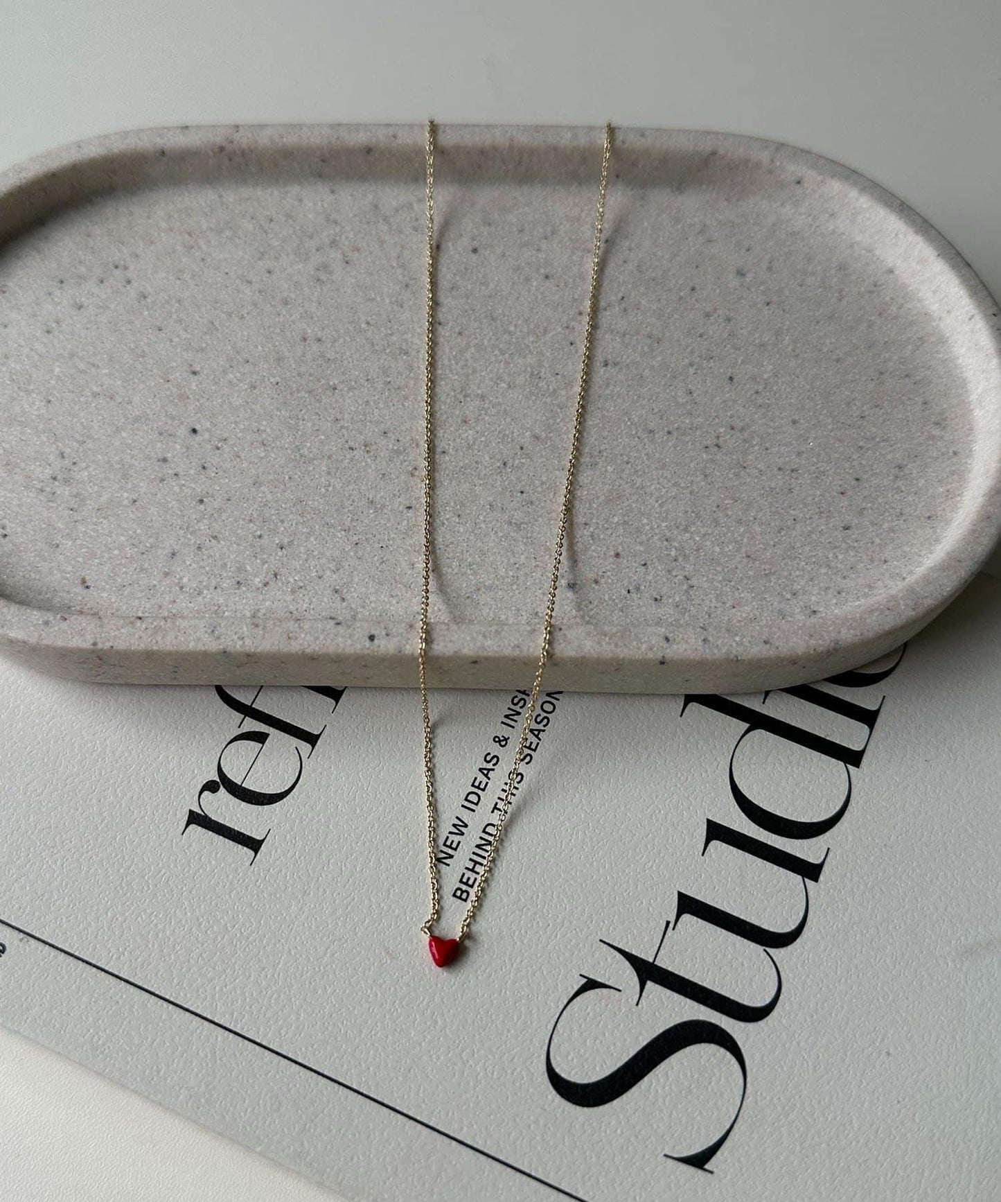 GOLDY/ゴールディ 小巧環氧心形吊墜 項鍊