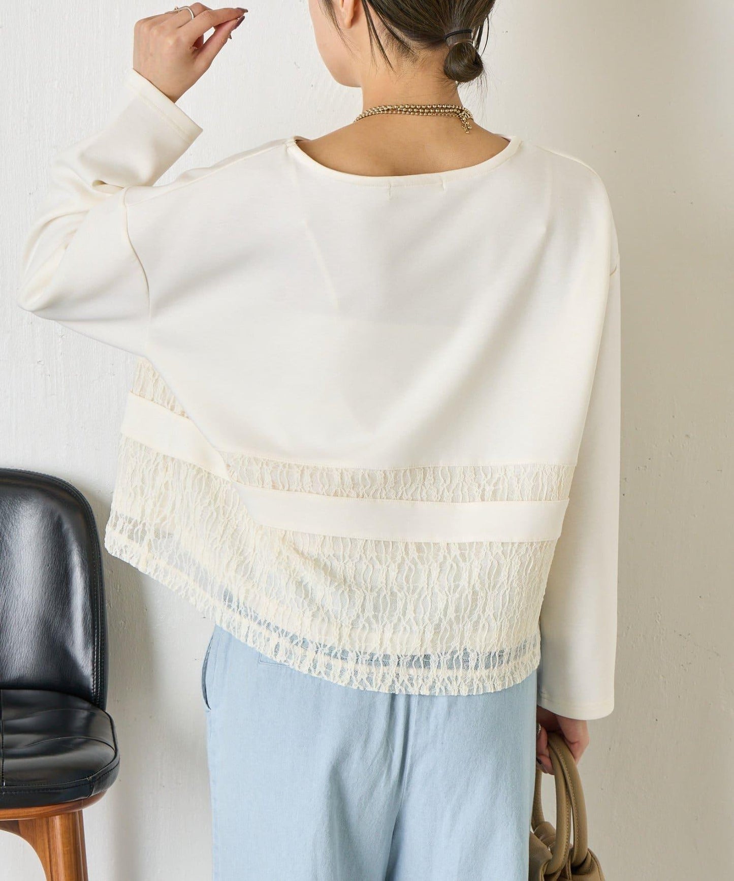 蕾絲拼接設計 套頭上衣