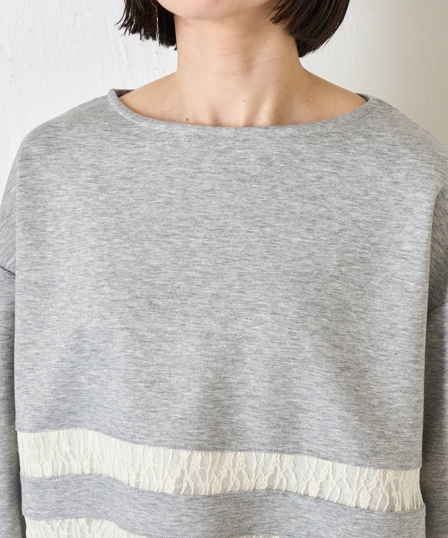 蕾絲拼接設計 套頭上衣