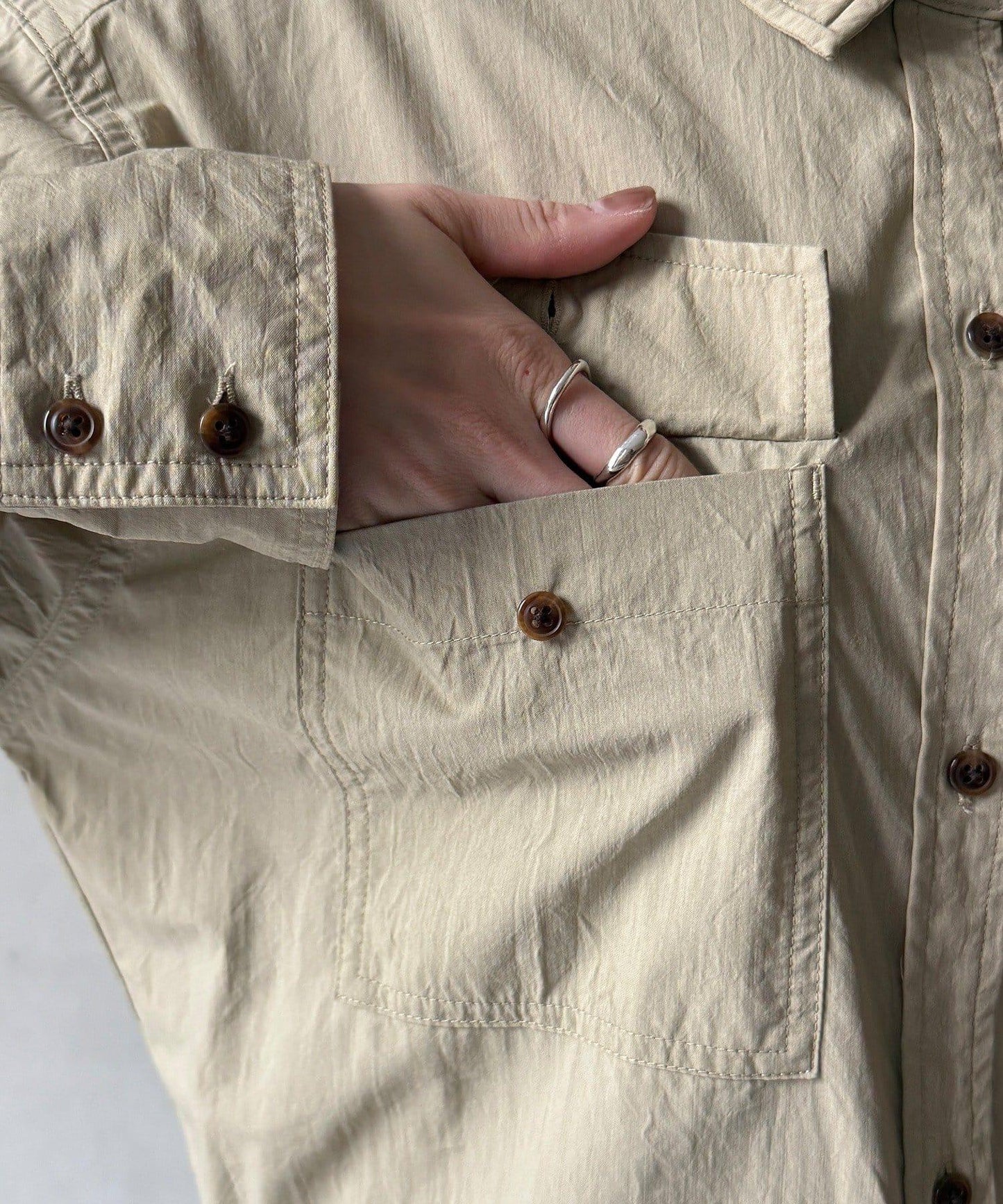 可定型領長款襯衫式連衣裙