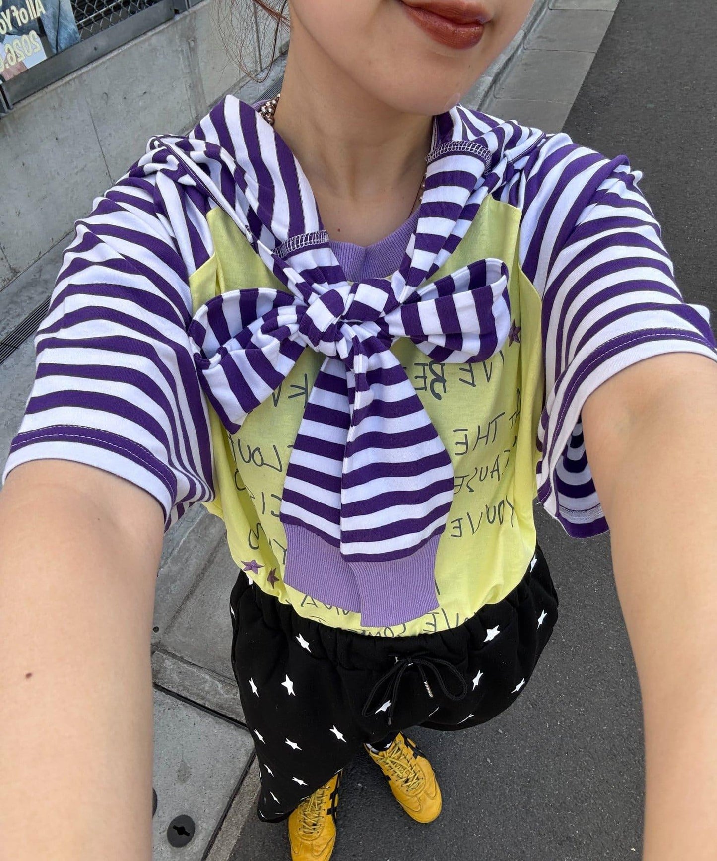 HELLO.SANFRANCISCO × momo聯名 帶帽繩設計 插肩T恤