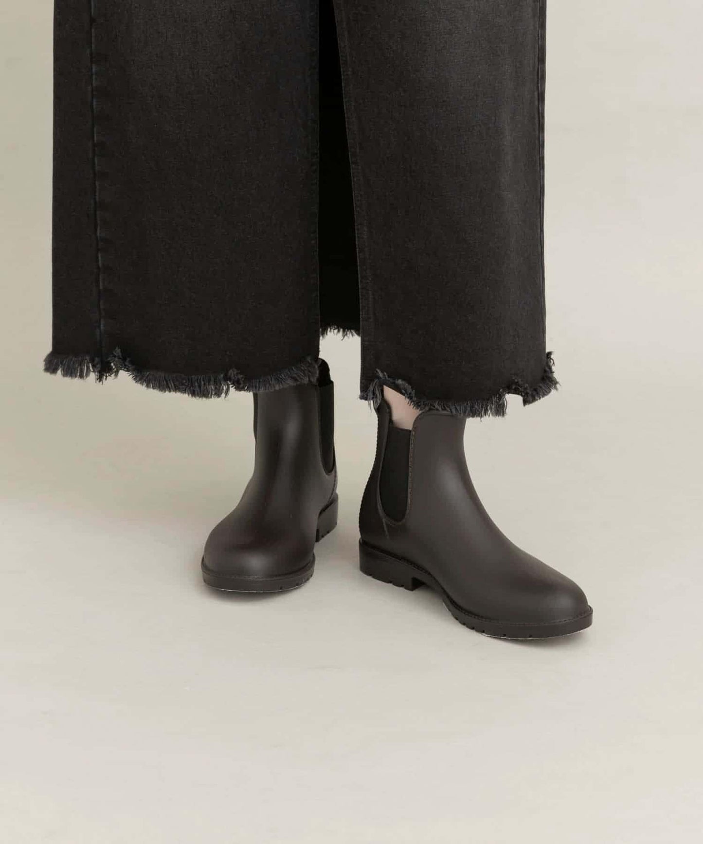 Wpc. 側彈力設計 防水雨靴