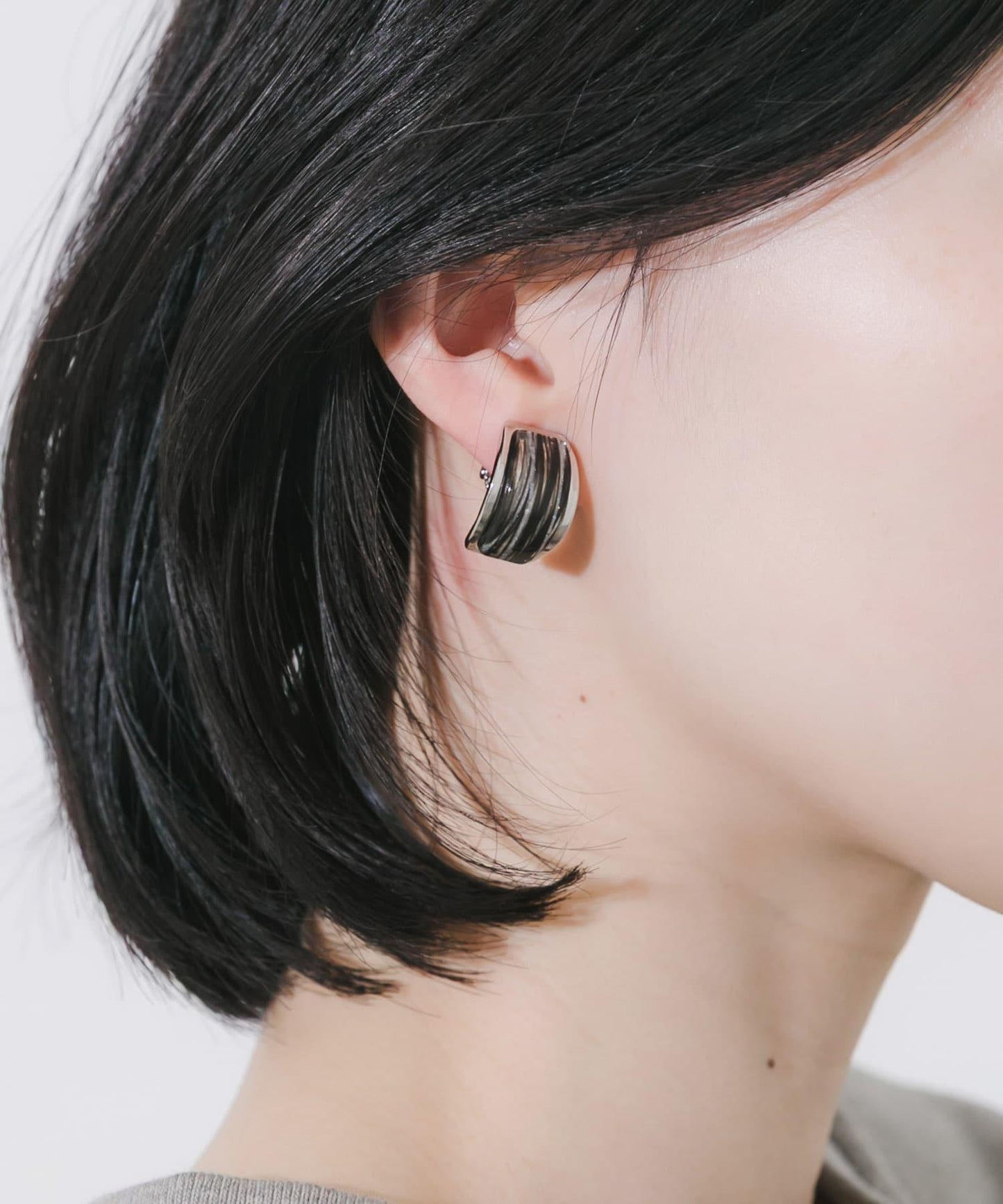 方形樹脂金屬弧形耳環