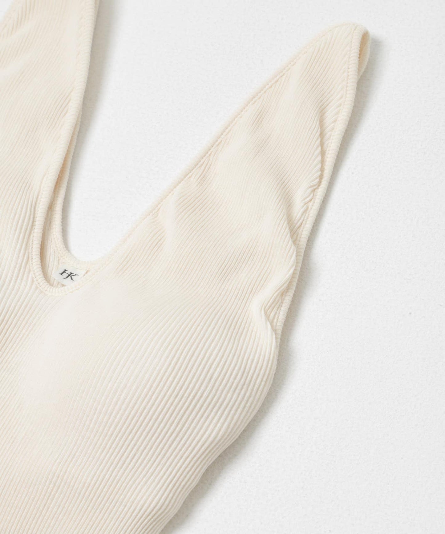 V字領 HAKUJI TWIST COTTON TANK 背心