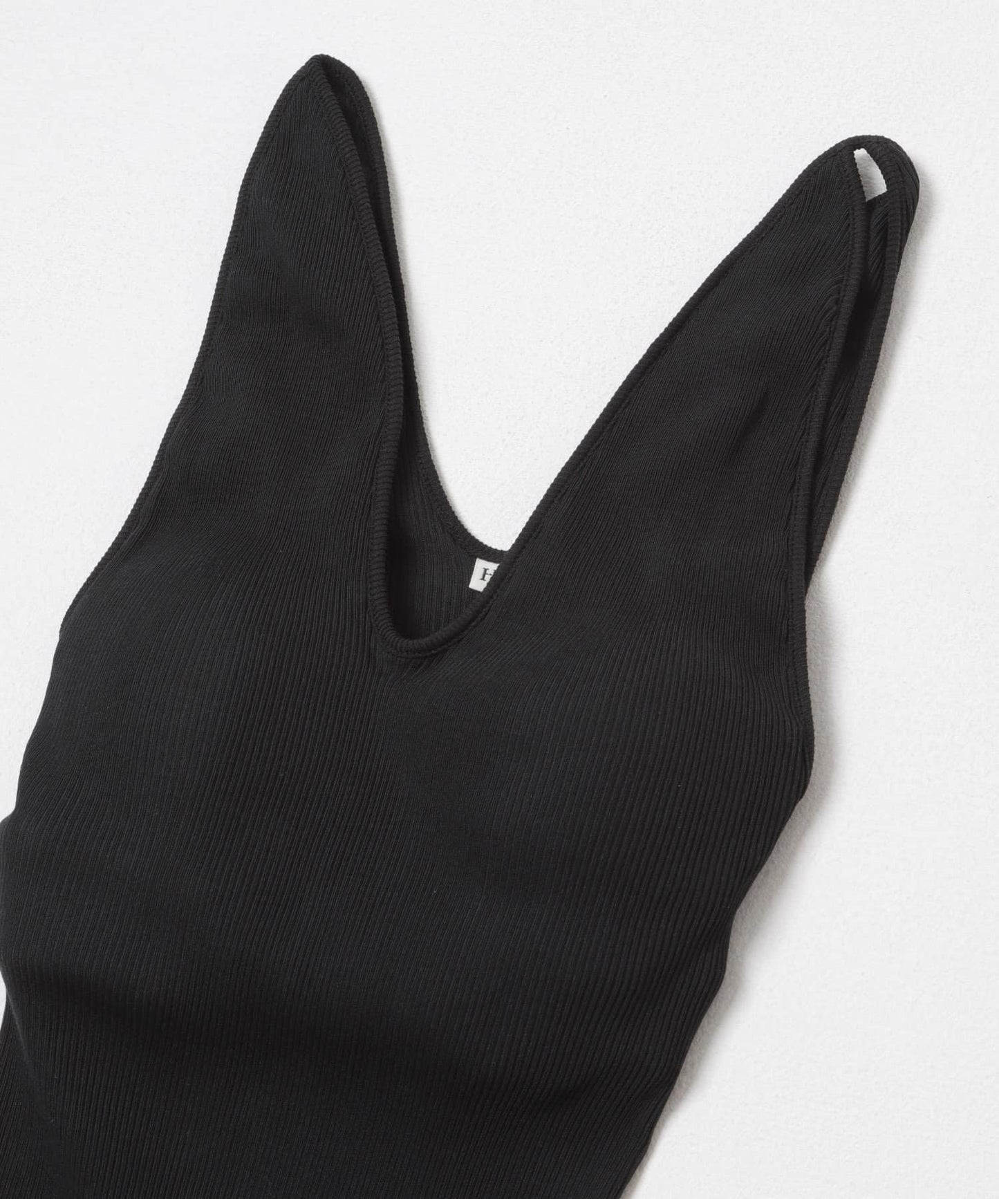 V字領 HAKUJI TWIST COTTON TANK 背心