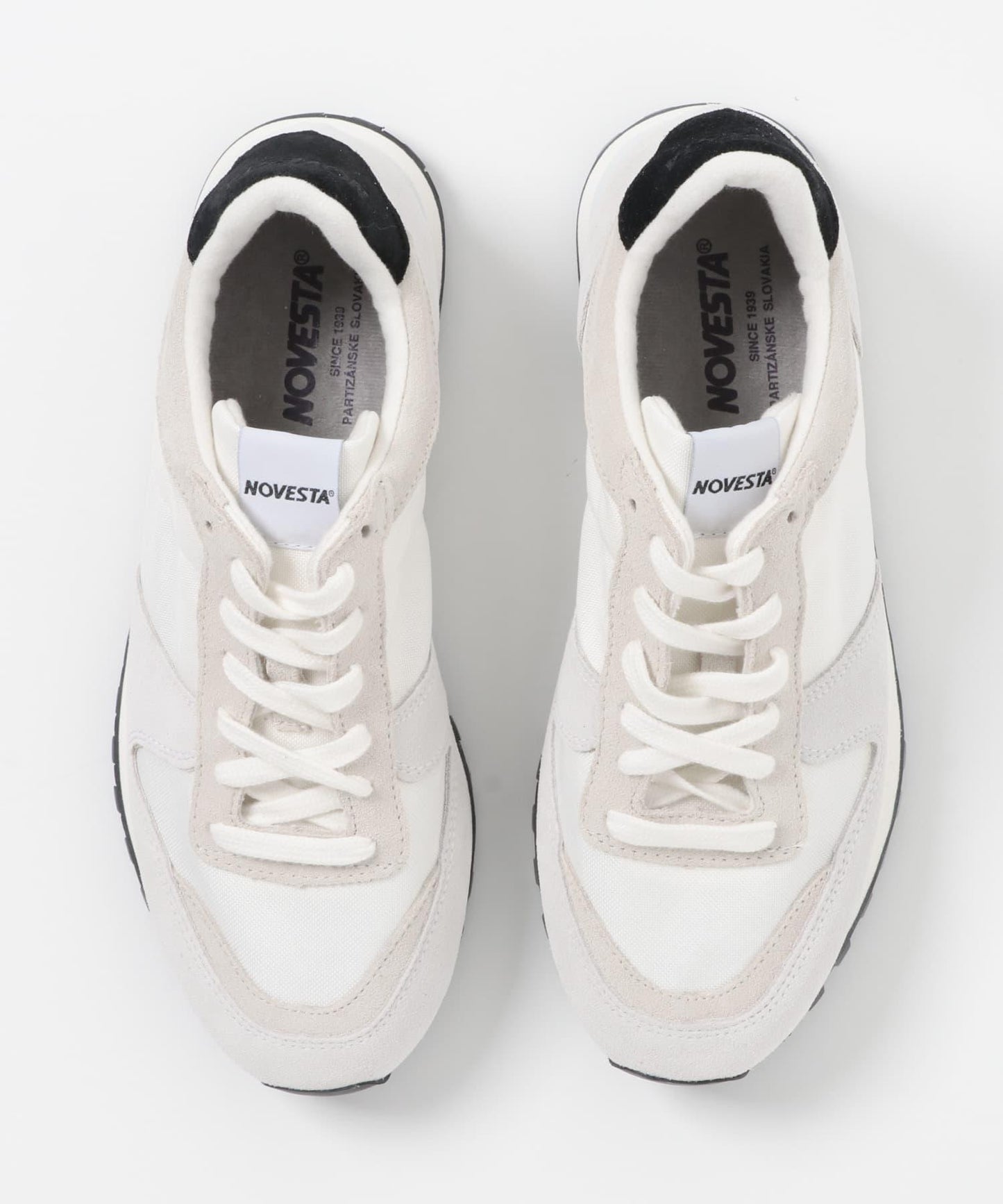 NOVESTA MARATHON TRAIL WHITE 運動鞋