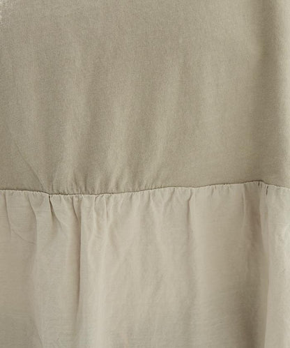 水洗做舊拼接荷葉邊上衣