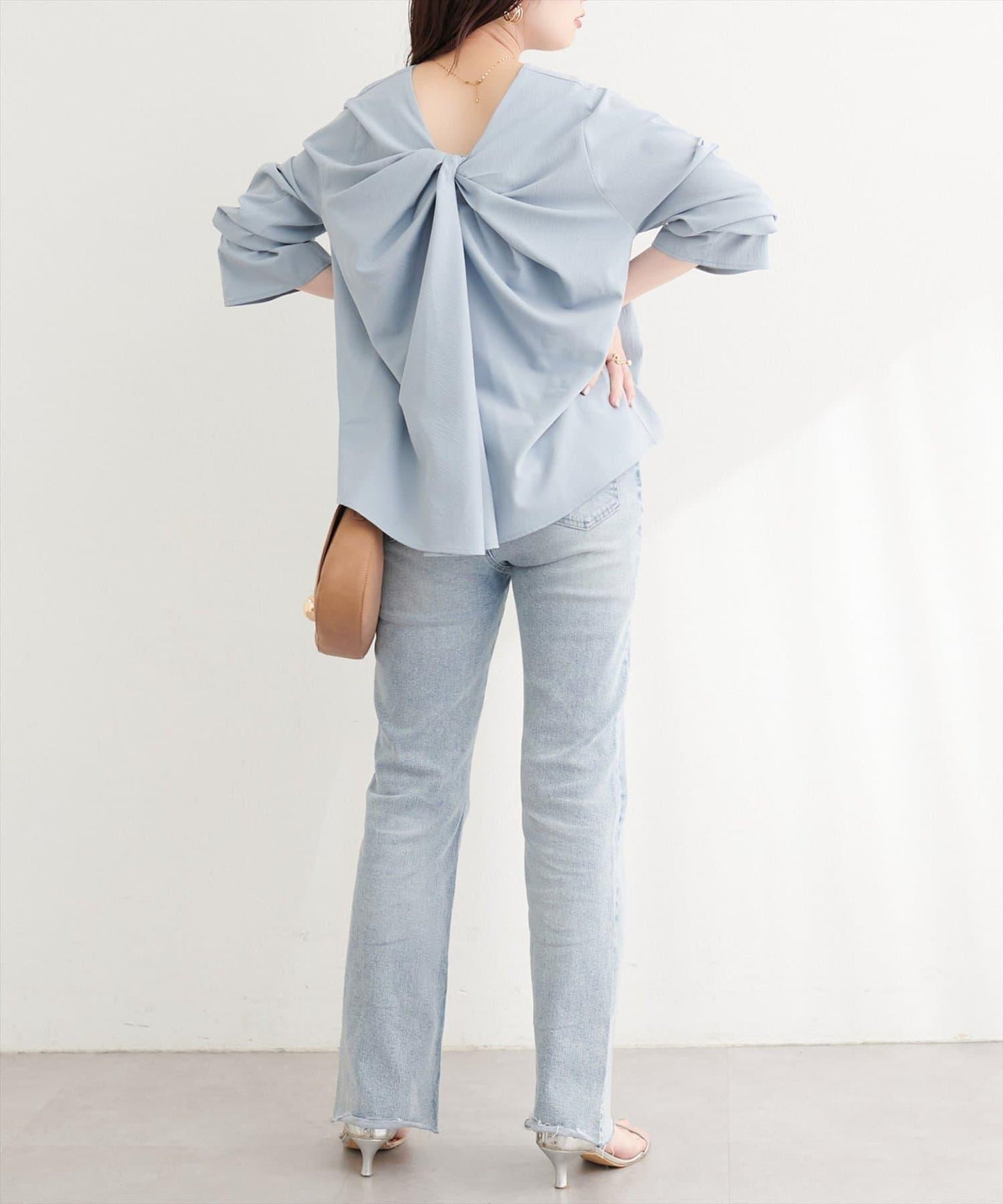 前後雙穿前扭結襯衫