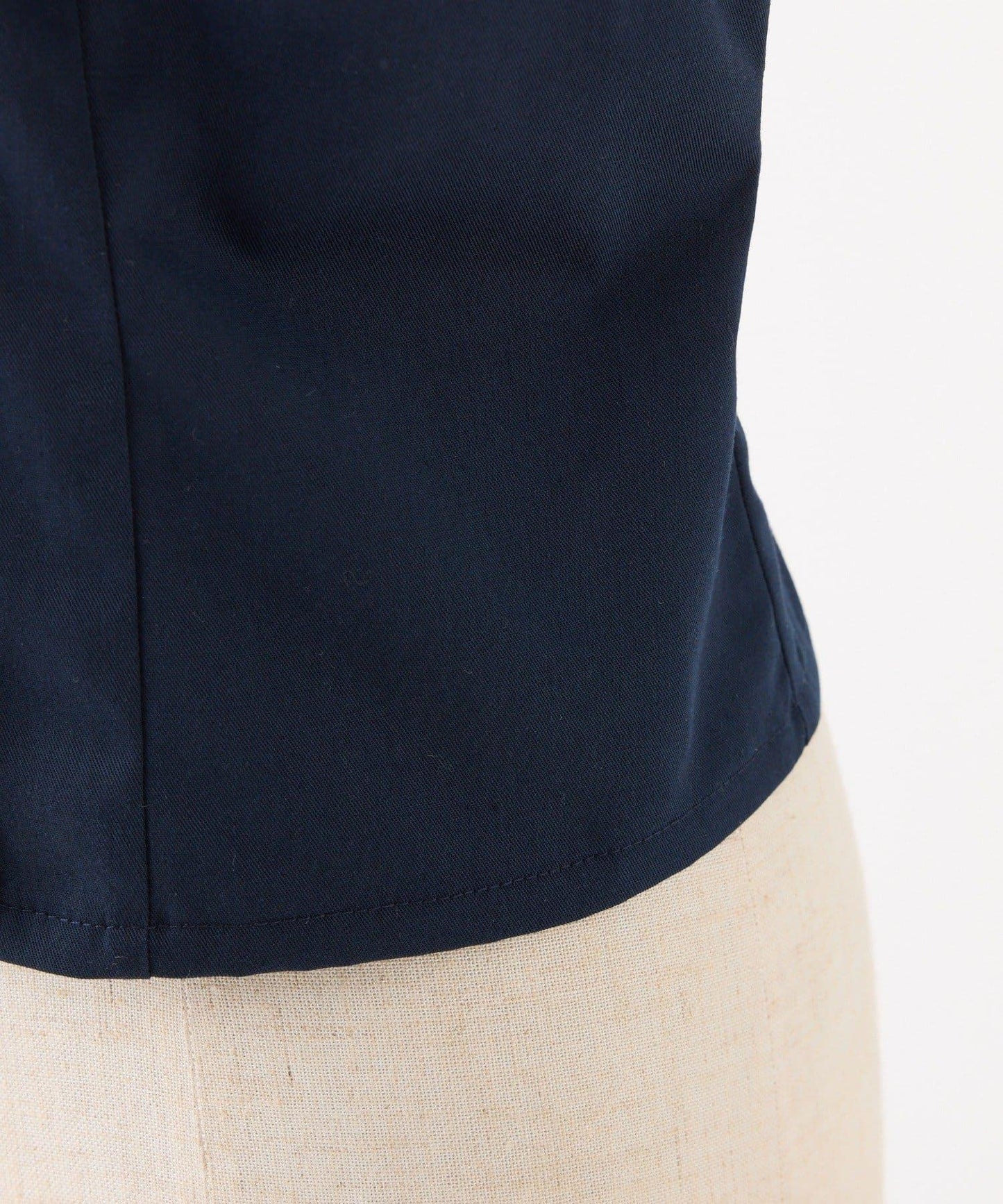 拼色後繫帶露肩上衣