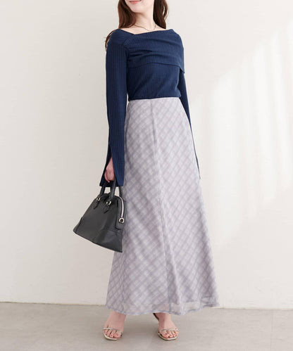 褶皺露肩喇叭袖長袖T恤