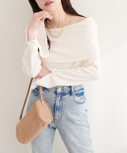 褶皺露肩喇叭袖長袖T恤