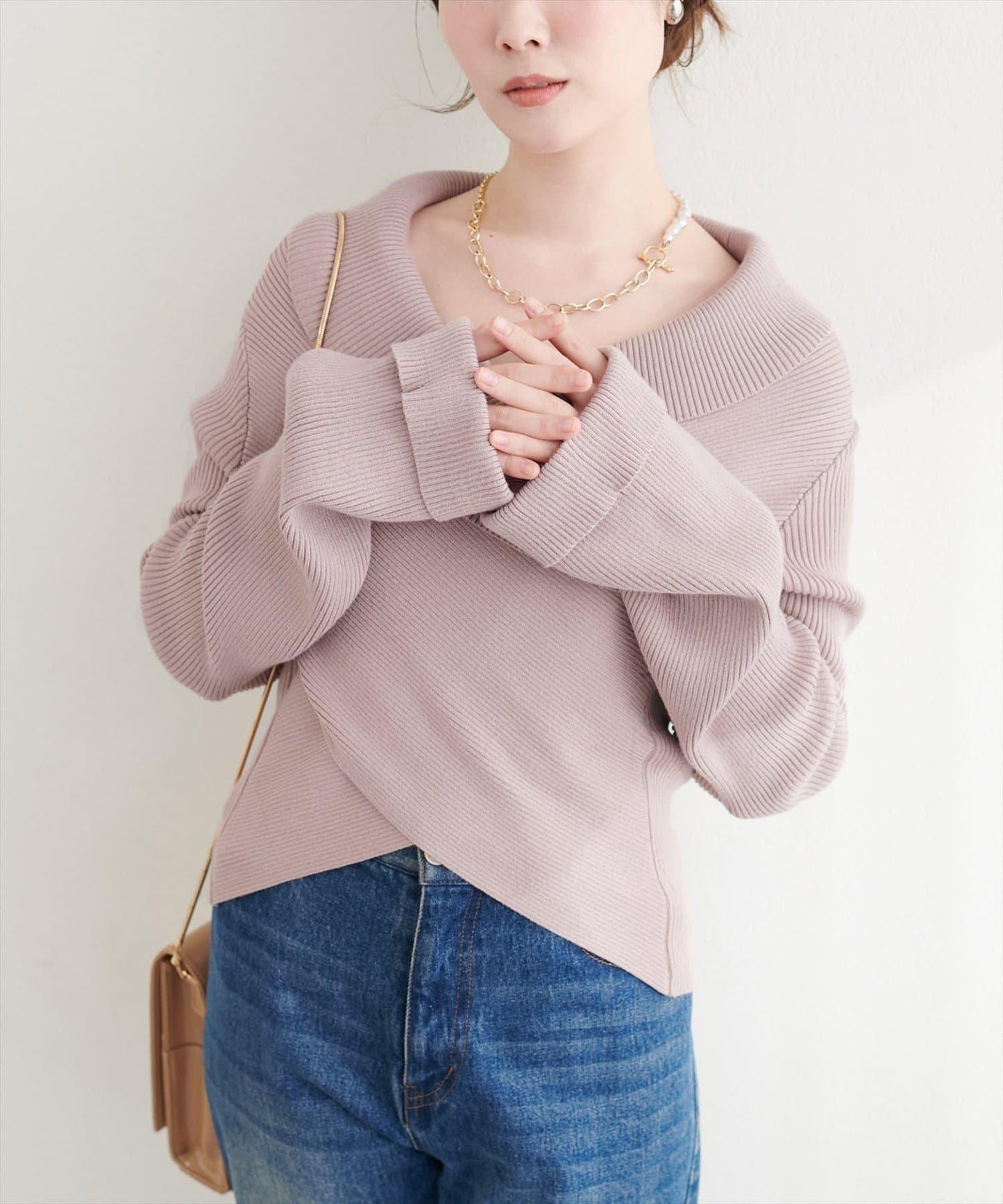 交叉領喇叭袖針織上衣