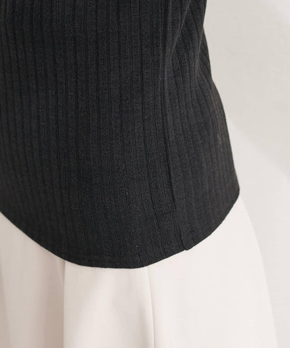 褶皺露肩喇叭袖長袖T恤