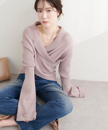 交叉領喇叭袖針織上衣